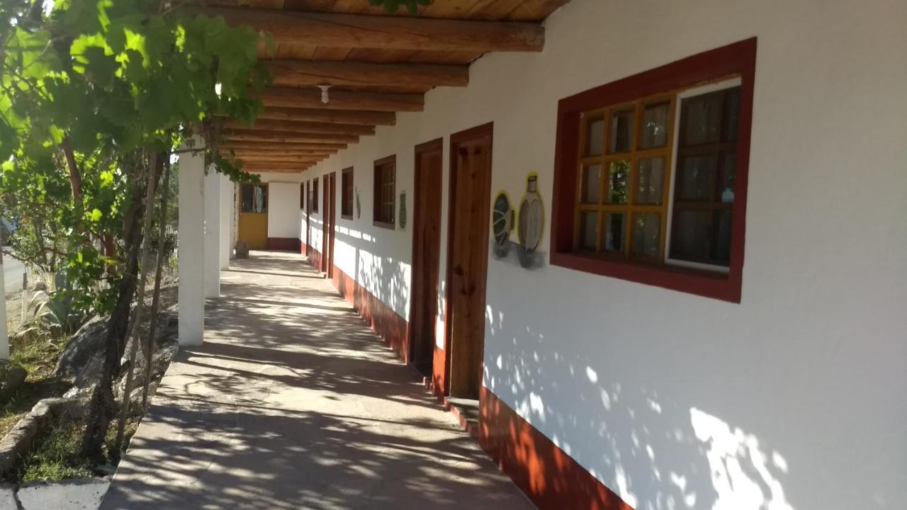 Hotel Entronque Barrancas San Alonso Exteriér fotografie