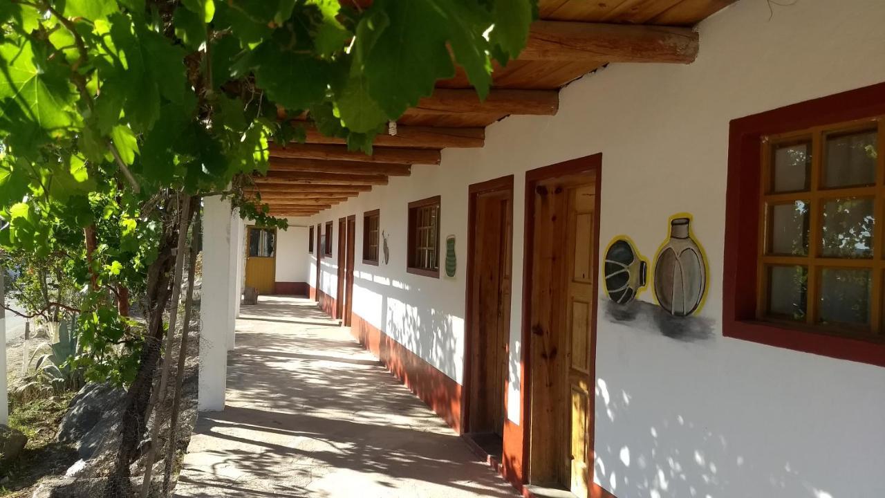 Hotel Entronque Barrancas San Alonso Exteriér fotografie